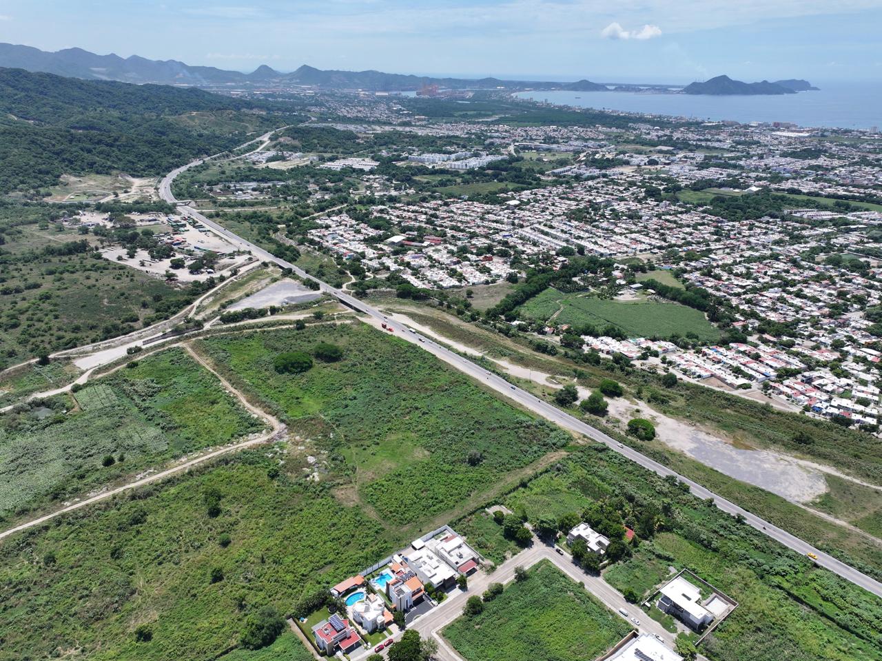 Image for Los Arreboles carousel: lotecomercial.jpeg